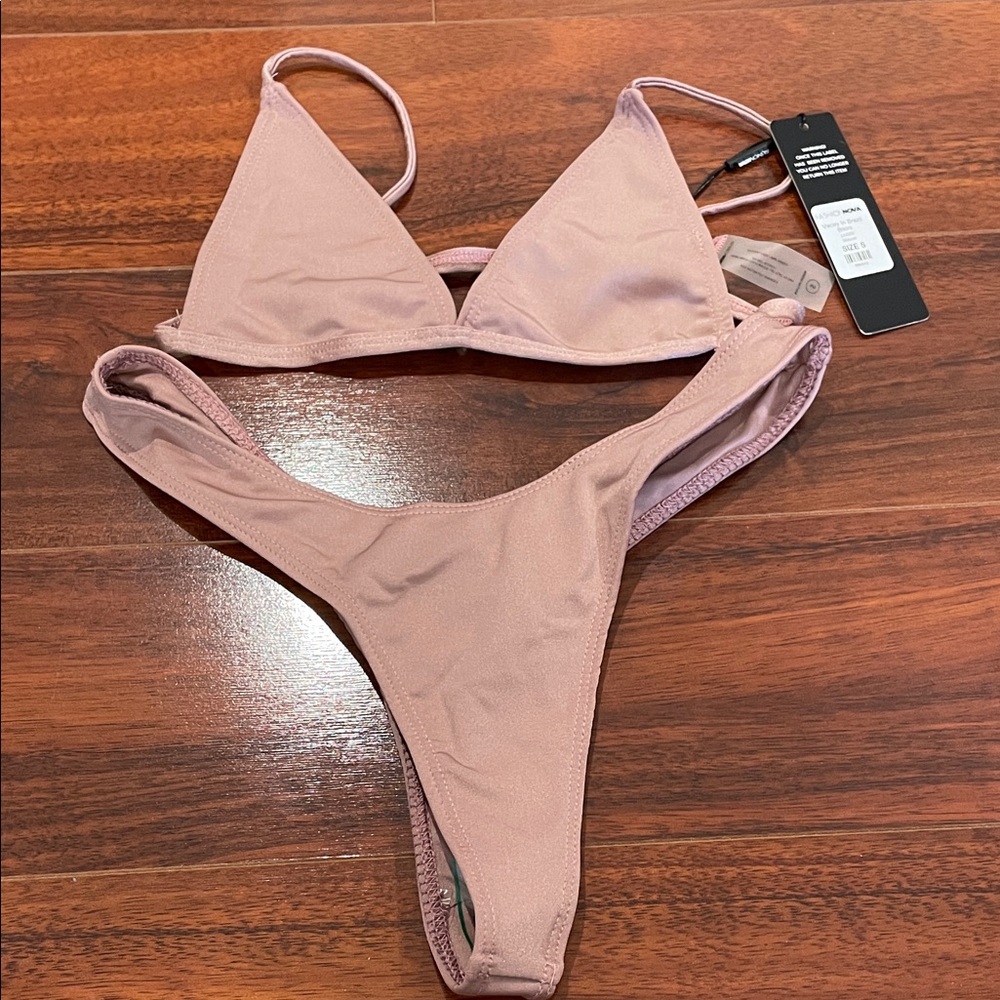 Fashion Nova- Women's Mauve Pink Triangle Bikini Set- Size Small NWT